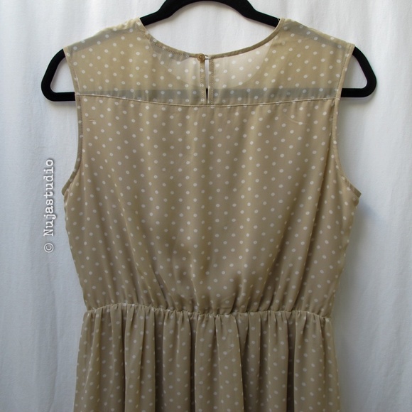 Uniqlo Summer Polka Dot Sleeveless Dress - Picture 4 of 8